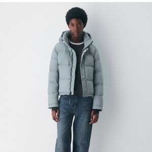 Aritzia The Super Puff™ Shorty - M